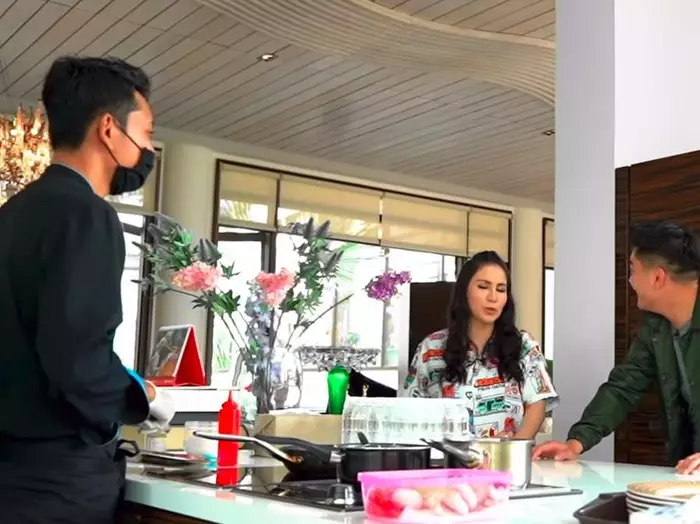 seleb undang chef ke rumah © 2020 brilio.net