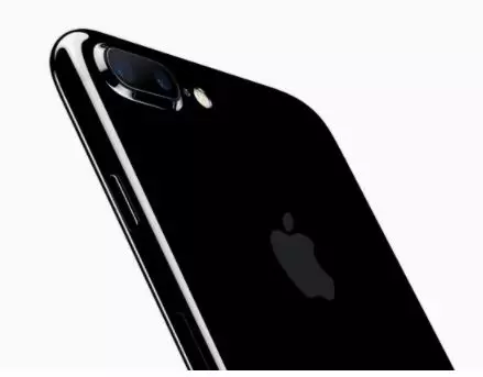 Harga iPhone 7 © apple.com Harga iPhone 7 © apple.com