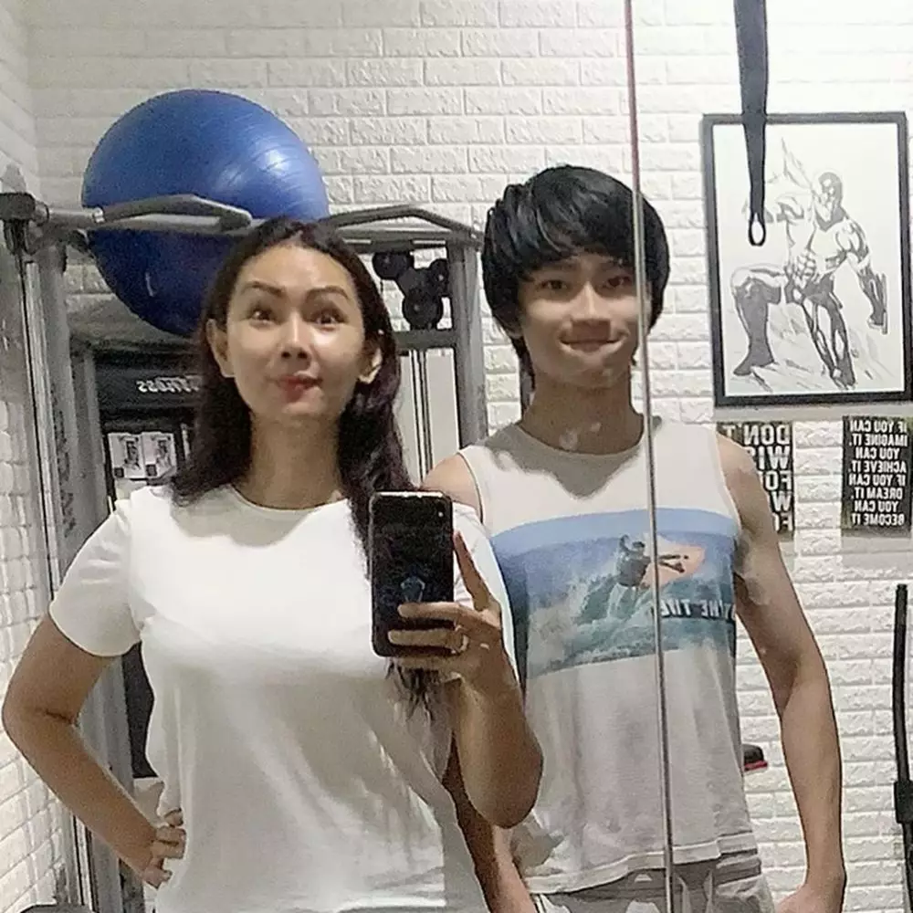 Momen Kalina dan Azka Corbuzier © 2020 brilio.net Momen Kalina dan Azka Corbuzier © 2020 brilio.net