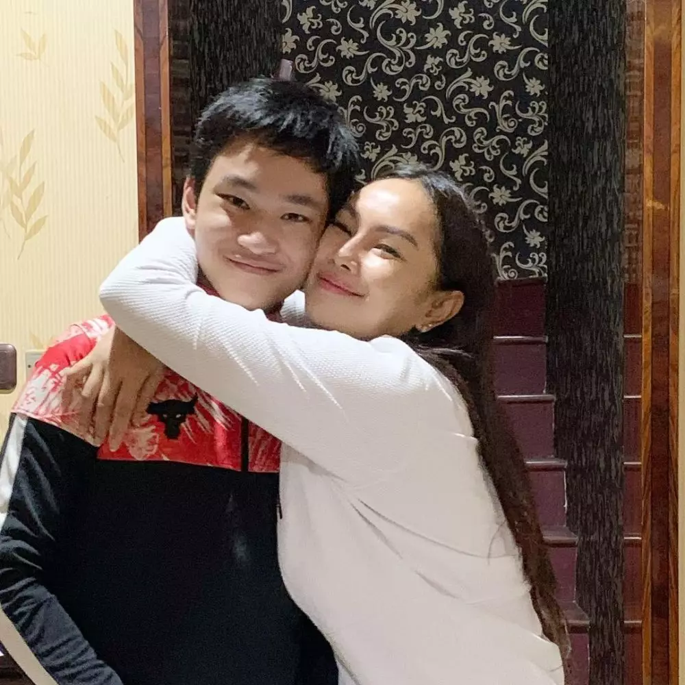 Momen Kalina dan Azka Corbuzier © 2020 brilio.net Momen Kalina dan Azka Corbuzier © 2020 brilio.net