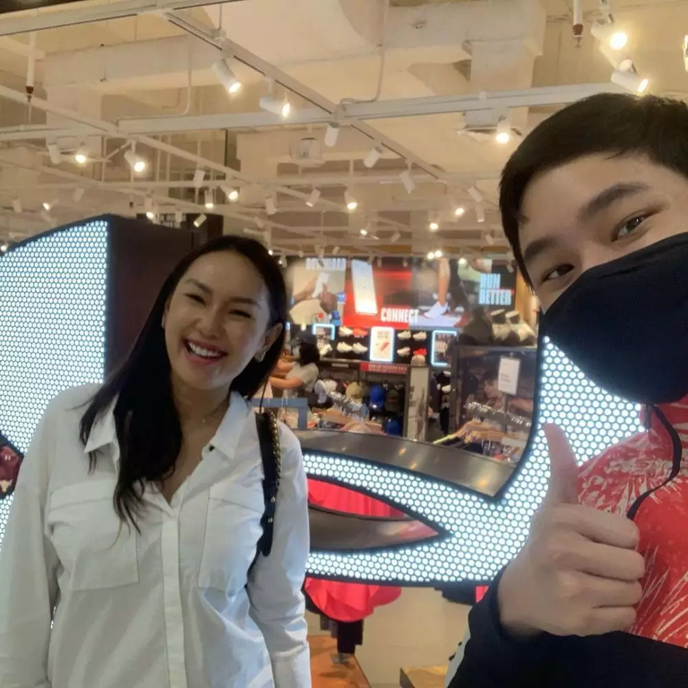 Momen Kalina dan Azka Corbuzier © 2020 brilio.net Momen Kalina dan Azka Corbuzier © 2020 brilio.net