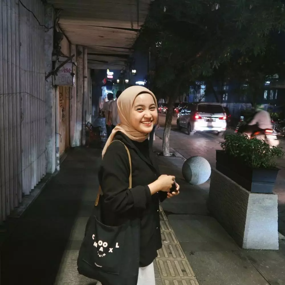 potret terbaru pemeran bintang  © Instagram