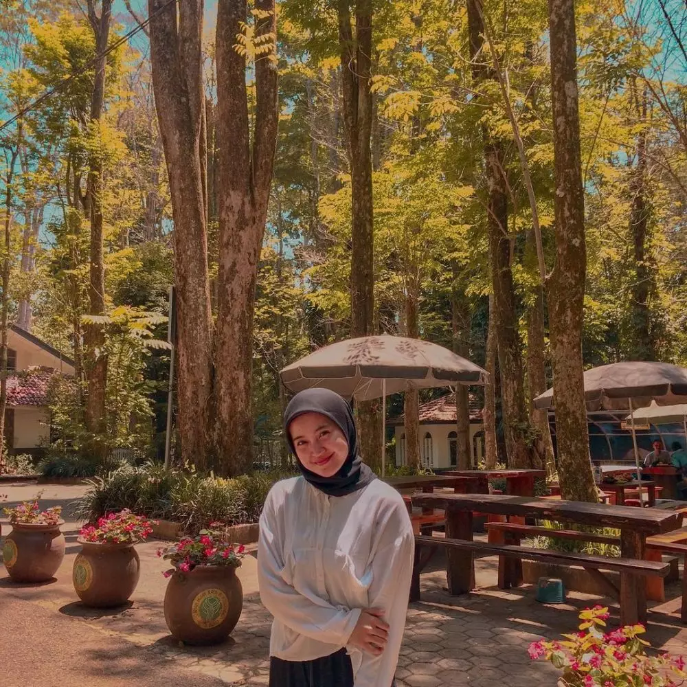 potret terbaru pemeran bintang  © Instagram