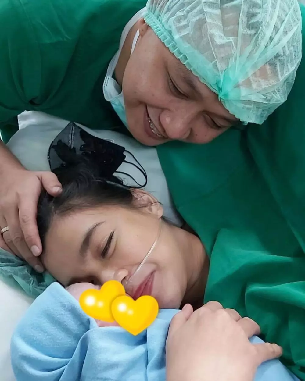 momen kezia melahirkan © Instagram