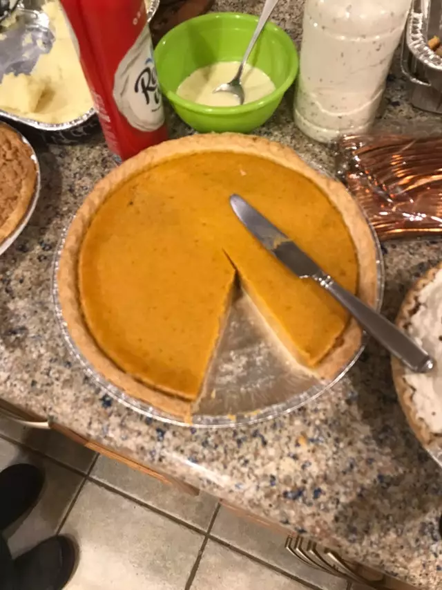 cara nyeleneh potong makanan © Berbagai sumber cara nyeleneh potong makanan © Berbagai sumber