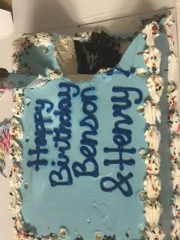 cara nyeleneh potong makanan © Berbagai sumber cara nyeleneh potong makanan © Berbagai sumber