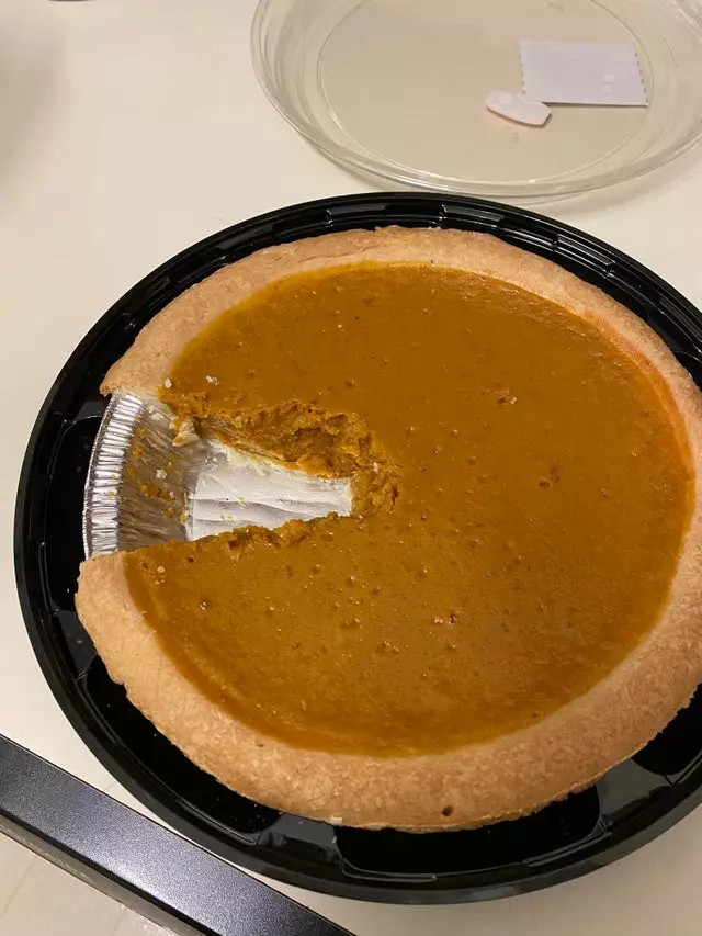 cara nyeleneh potong makanan © Berbagai sumber cara nyeleneh potong makanan © Berbagai sumber