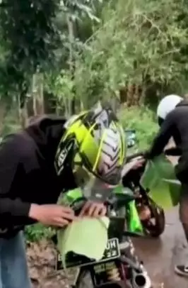 solusi dadakan pengendara motor Berbagai sumber solusi dadakan pengendara motor Berbagai sumber