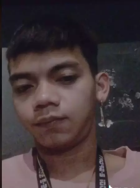 potret ilham cowok tiktok mirip reza arap © Berbagai Sumber  potret ilham cowok tiktok mirip reza arap © Berbagai Sumber