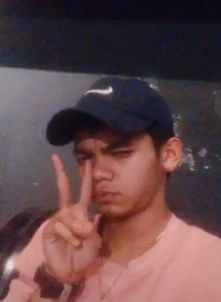potret ilham cowok tiktok mirip reza arap © Berbagai Sumber  potret ilham cowok tiktok mirip reza arap © Berbagai Sumber