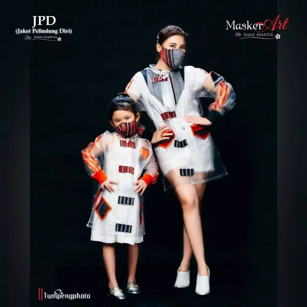 Gaya pemotretan Ayu Ting Ting © 2020 brilio.net