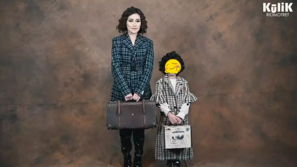 Ayu Ting Ting klasik pemotretan baru © Instagram