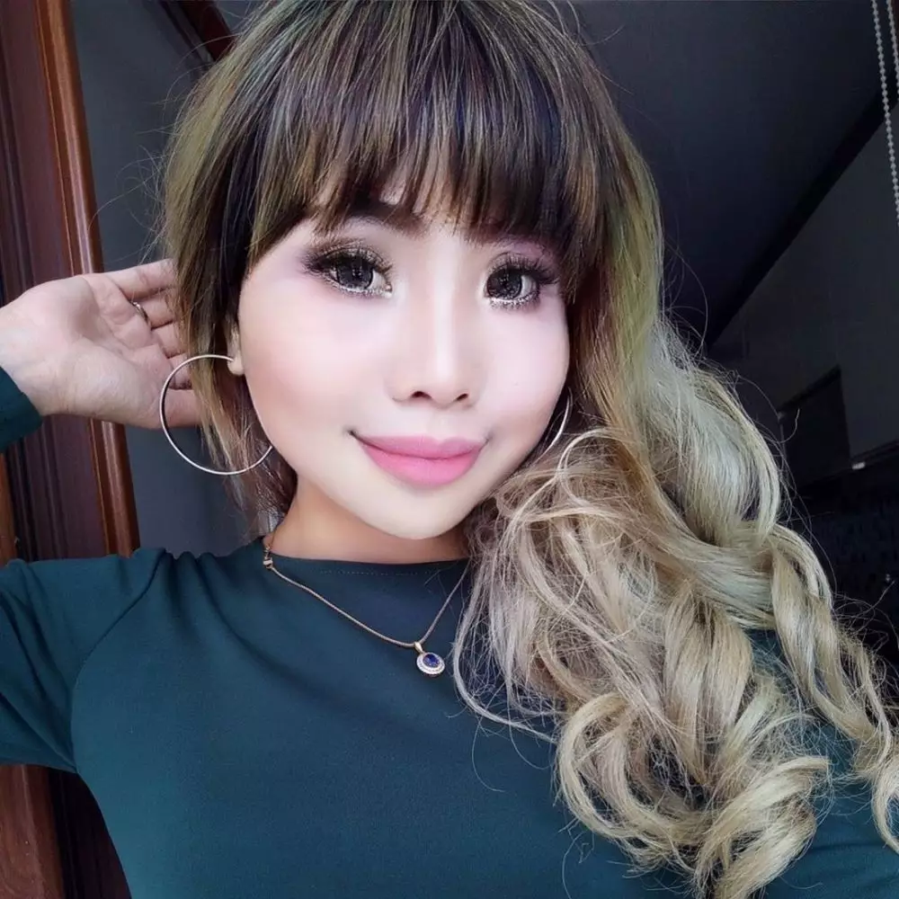 Eva Belisima istri kiwil © Instagram Eva Belisima istri kiwil © Instagram