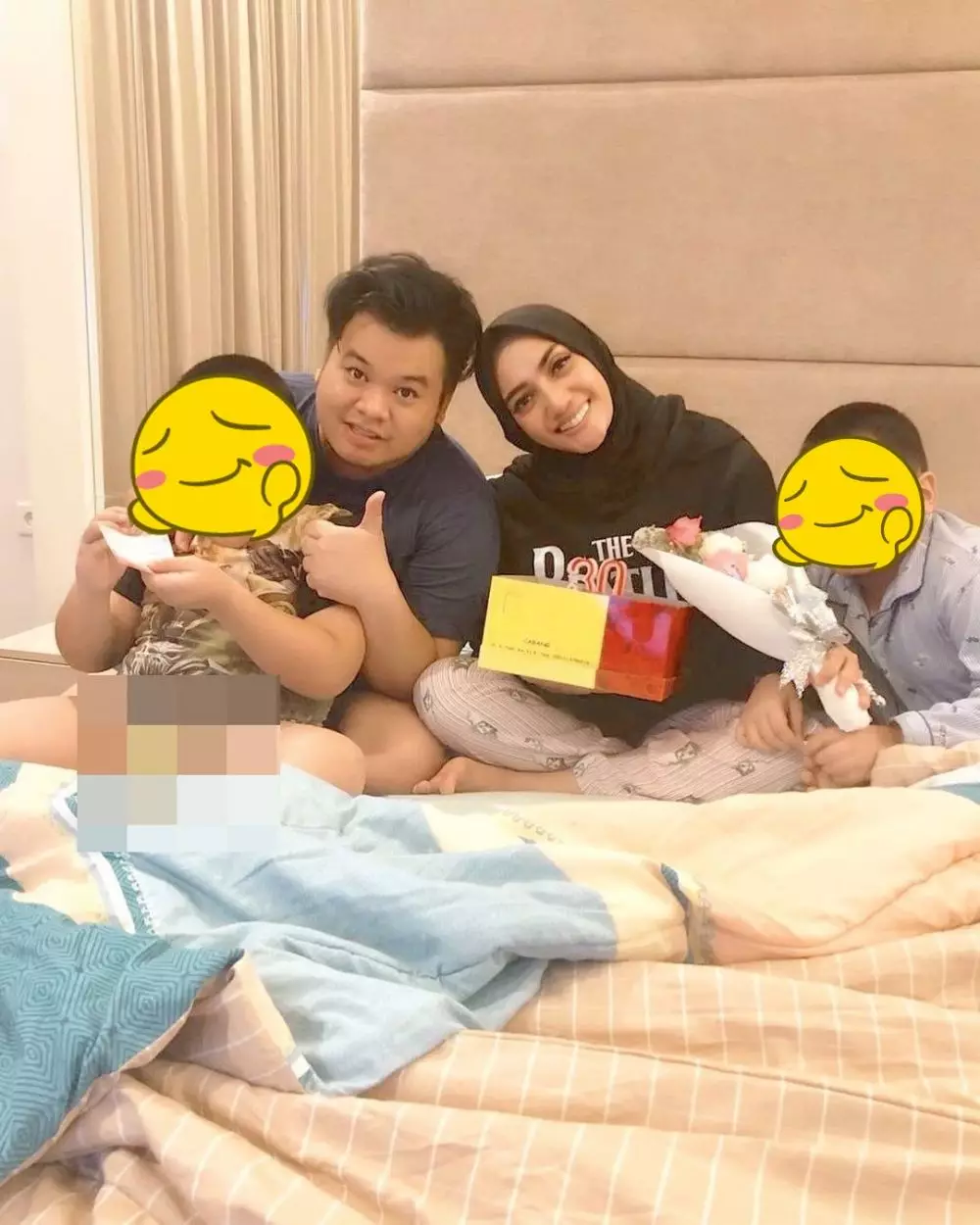 Potret kenangan Yulita dan suami © Instagram