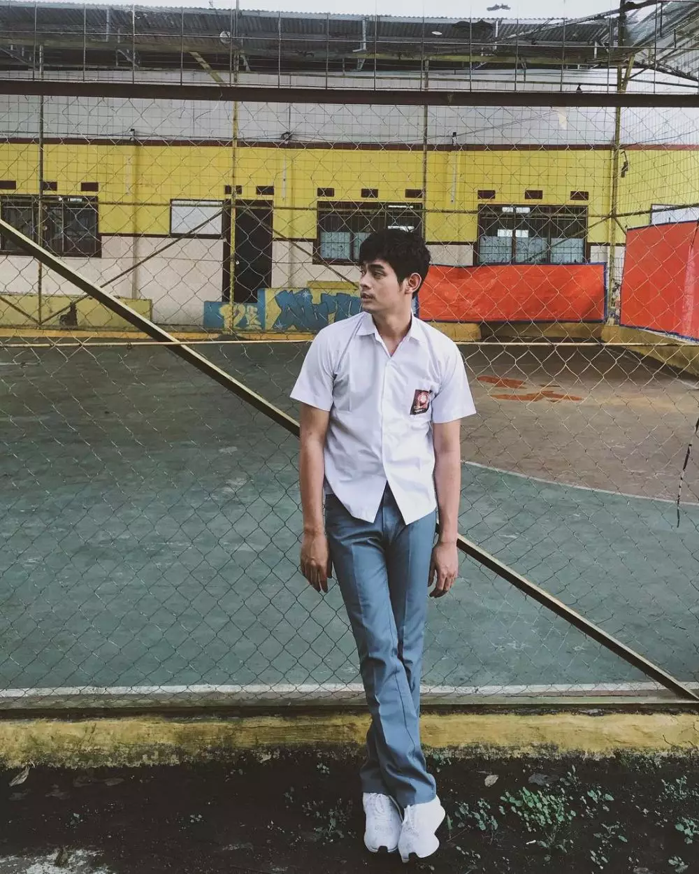 potret 7 aktor pakai baju SMA © 2020 brilio.net/ Instagram potret 7 aktor pakai baju SMA © 2020 brilio.net/ Instagram