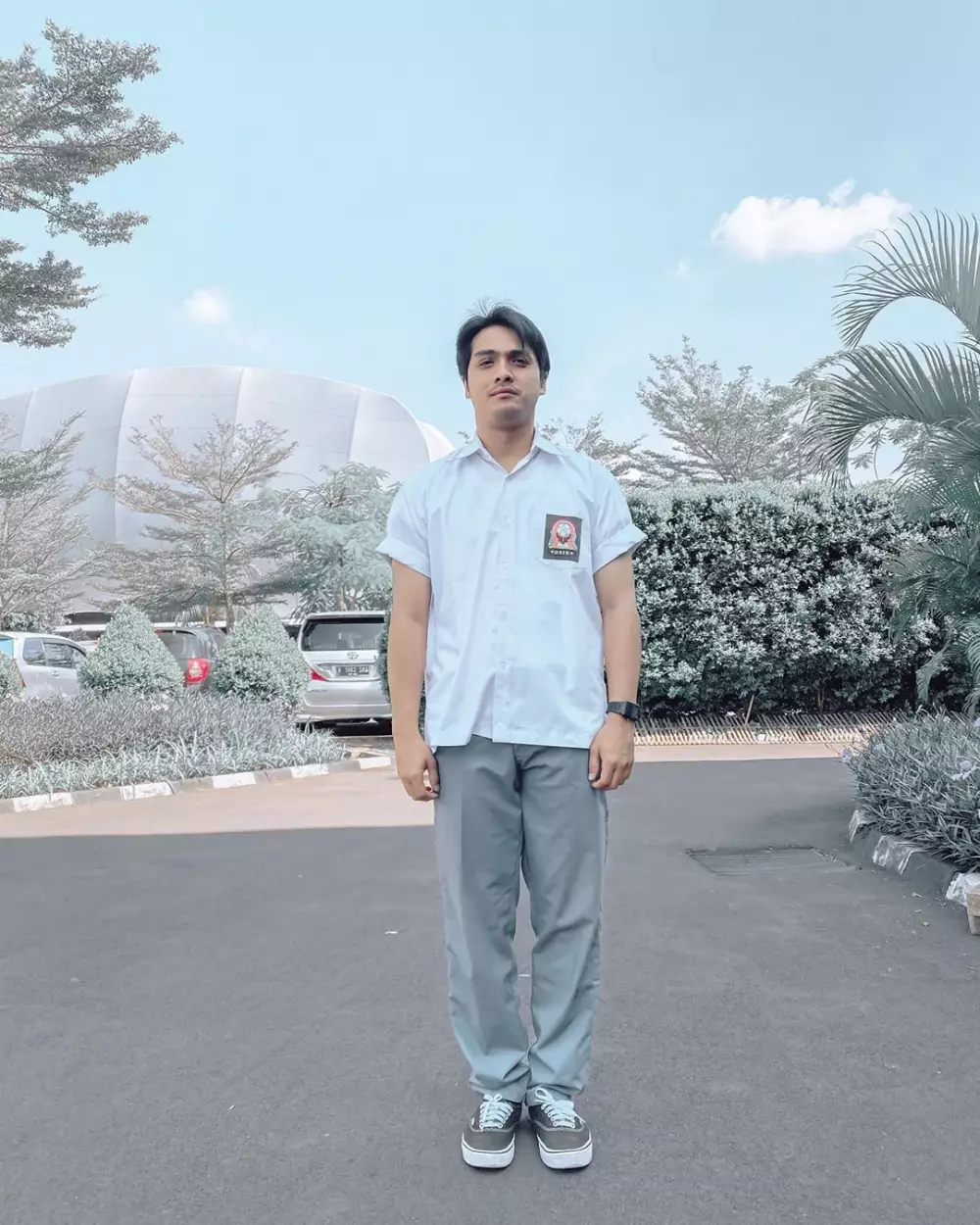 potret 7 aktor pakai baju SMA © 2020 brilio.net/ Instagram potret 7 aktor pakai baju SMA © 2020 brilio.net/ Instagram