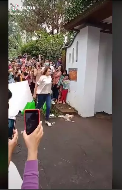 Viral video syuting Amanda Manopo © TikTok