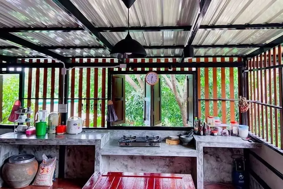 Tampak bersih & rapi, 6 potret dapur tradisional ini bikin orang ngeri facebook.com/maafsebut - Jeje