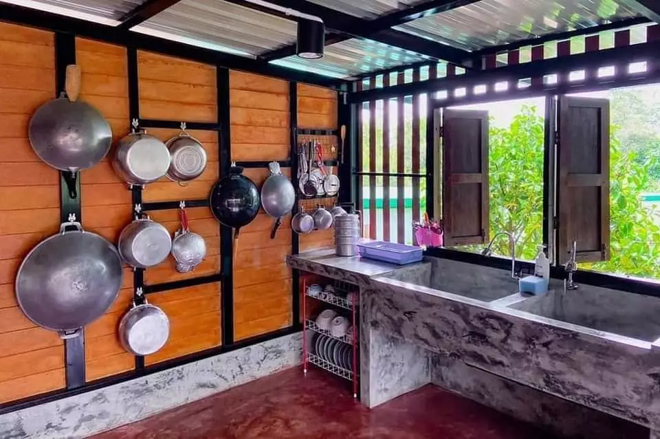 Tampak bersih & rapi, 6 potret dapur tradisional ini bikin orang ngeri facebook.com/maafsebut - Jeje