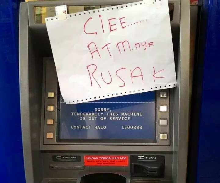 tulisan atm rusak lucu © Berbagai Sumber