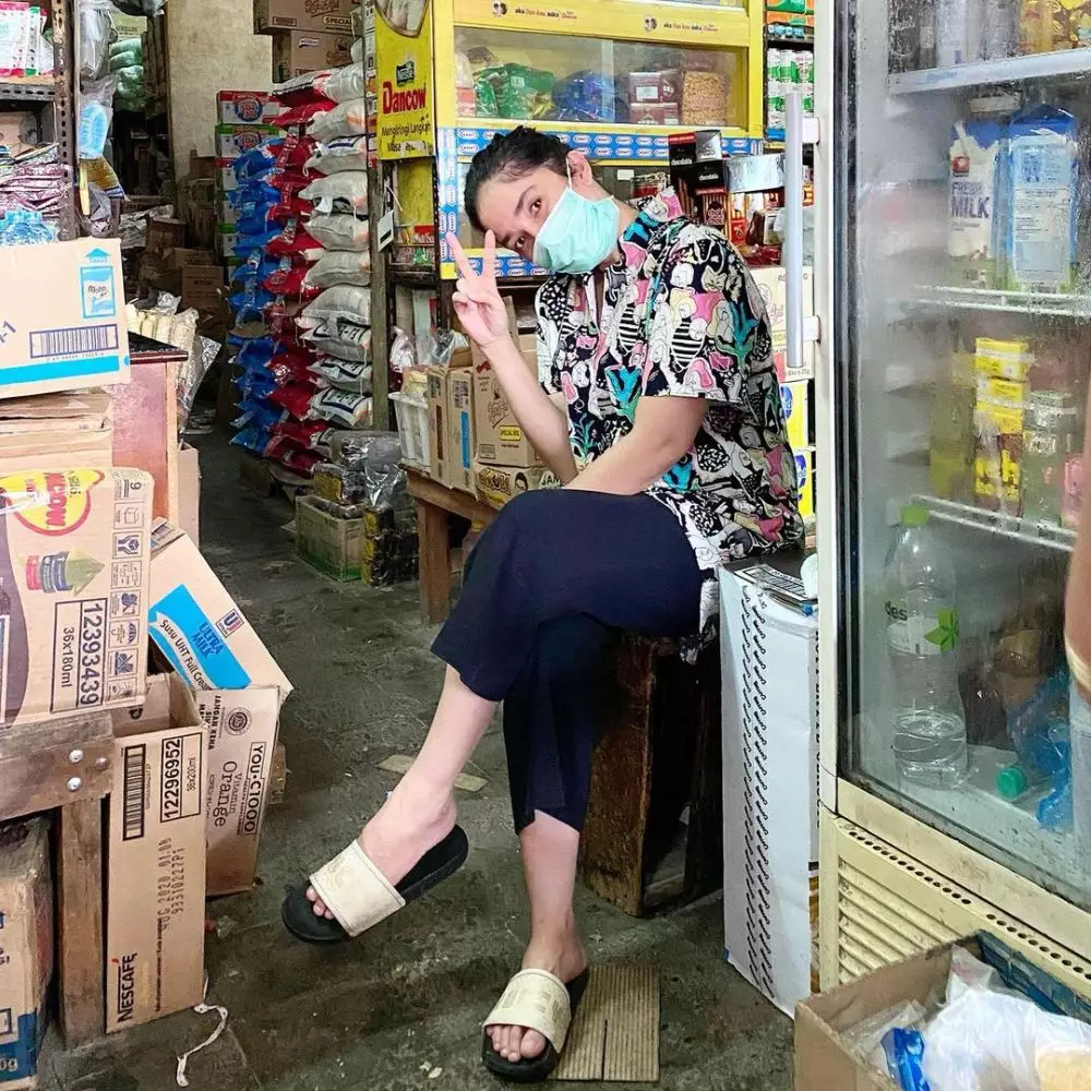 10 potret ussy belanja © 2020 brilio.net