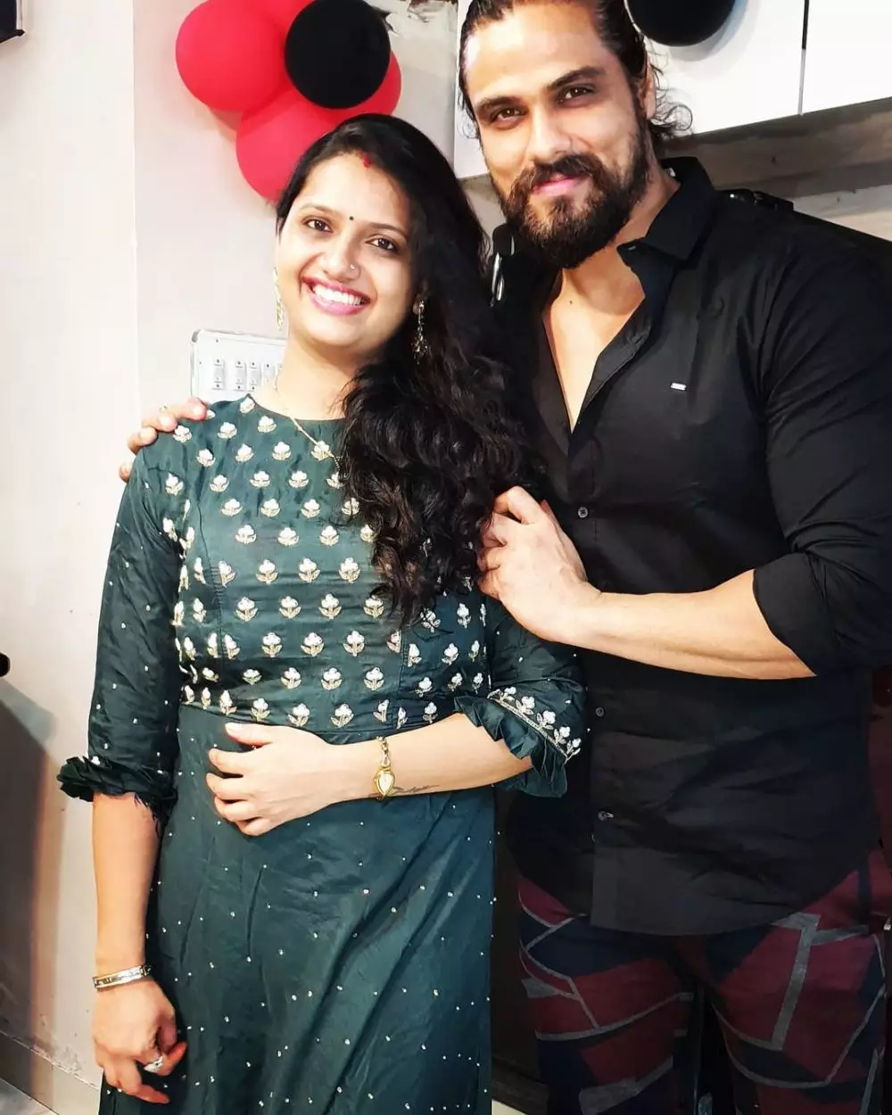 Chandra Nandini dan pasangan © Instagram Chandra Nandini dan pasangan © Instagram