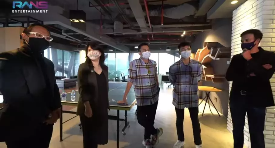 Raffi ajak Dimas bertemu manoj © YouTube