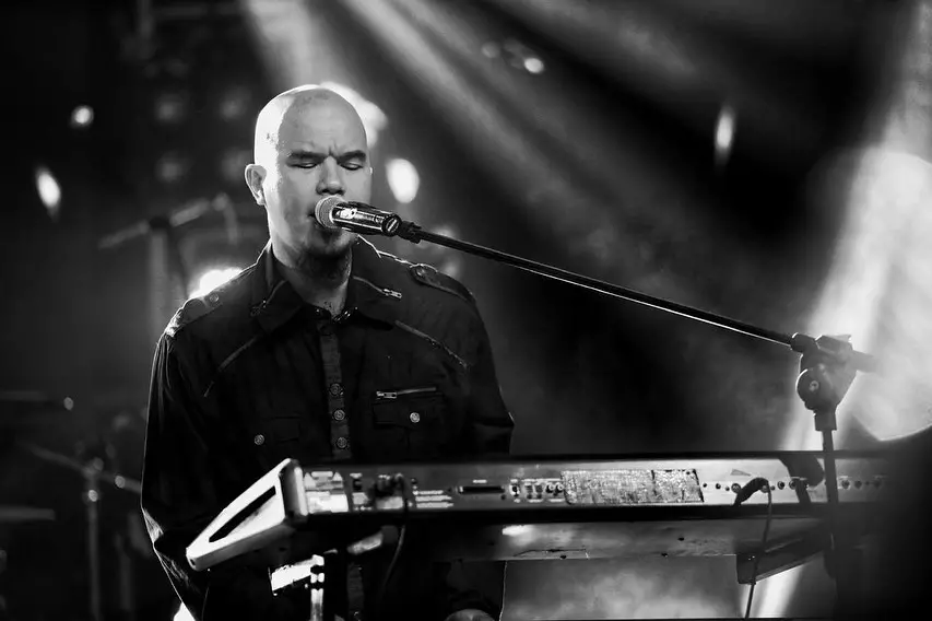 pesona seleb dengan rambut botak © Instagram