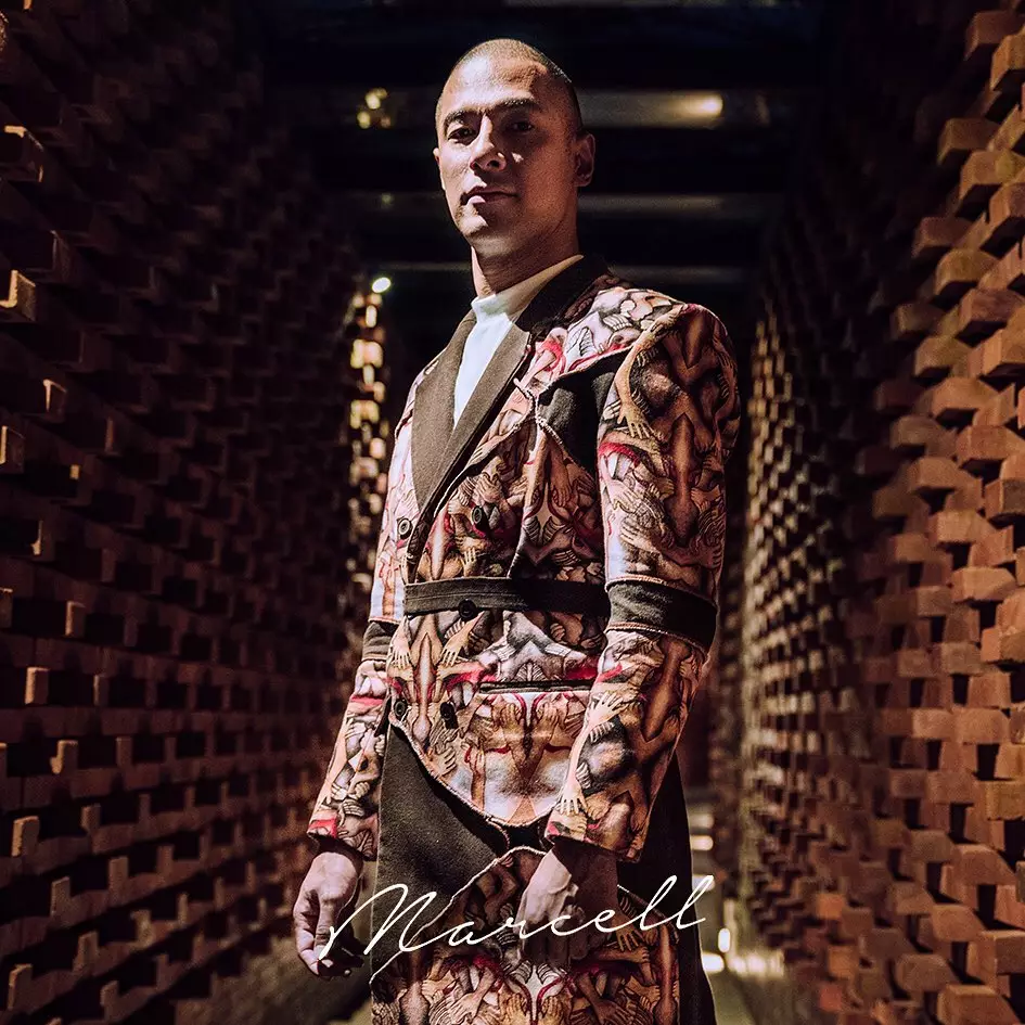 pesona seleb dengan rambut botak © Instagram