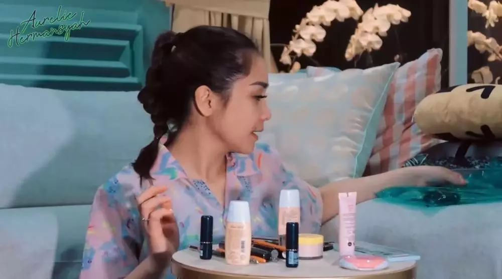 Nagita-Aurel makeup © YouTube