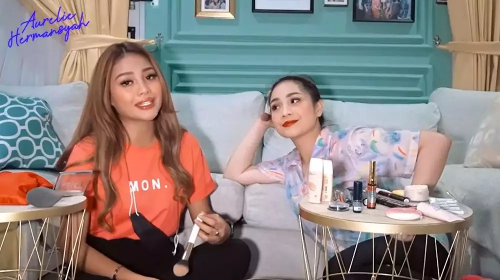 Nagita-Aurel makeup © YouTube