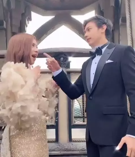 Felicya dan Hito pemotretan di kastil © 2020 brilio.net Felicya dan Hito pemotretan di kastil © 2020 brilio.net