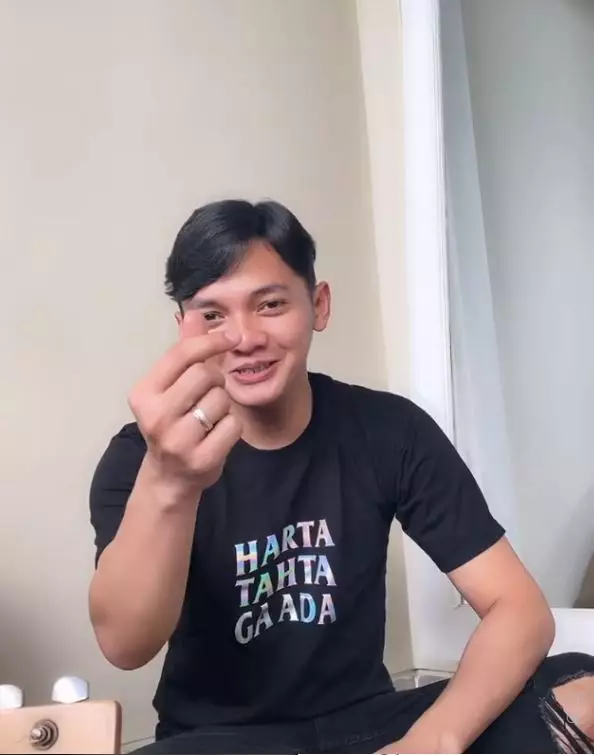 Dory harsa oppa korea © Instagram