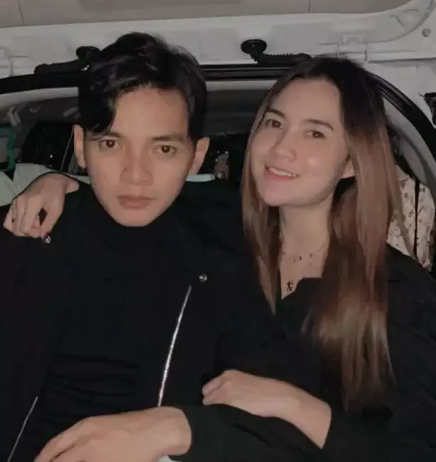 Dory harsa oppa korea © Instagram