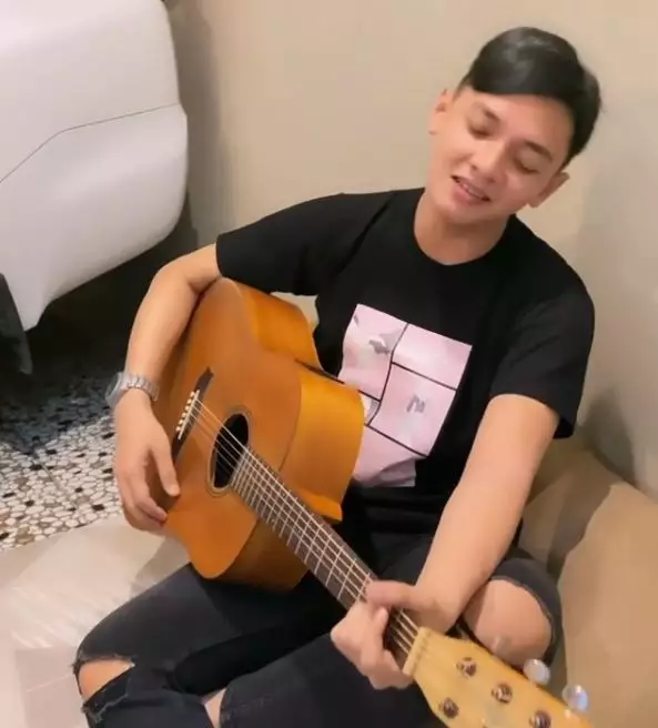 Dory harsa oppa korea © Instagram