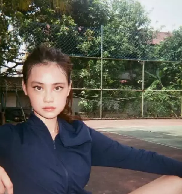 Gege Elisa tanpa makeup © Instagram