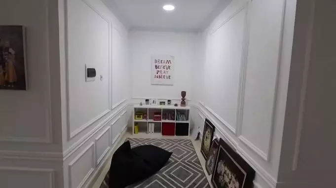 potret rumah Abdel  Achrian © 2020 brilio.net potret rumah Abdel  Achrian © 2020 brilio.net