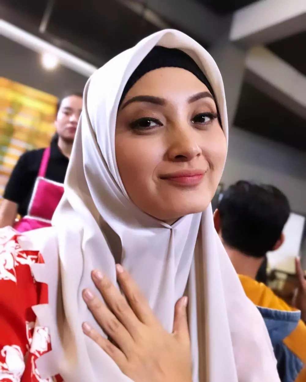 Potret Della Puspita pakai hijab © 2020 brilio.net/ Instagram