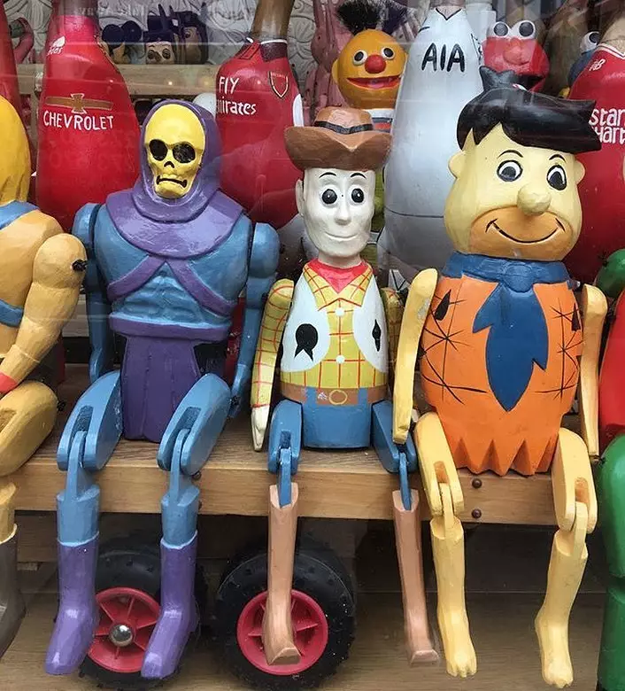 mainan bentuk karakter animas © Instagram