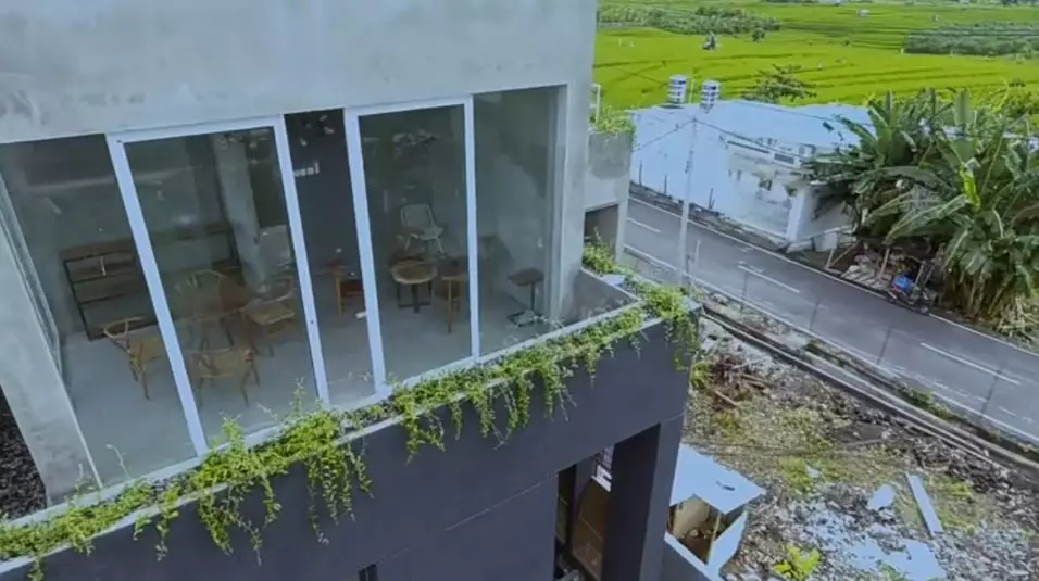 Rumah Ayudia dan Ditto di Bali © 2020 brilio.net YouTube Rumah Ayudia dan Ditto di Bali © 2020 brilio.net YouTube