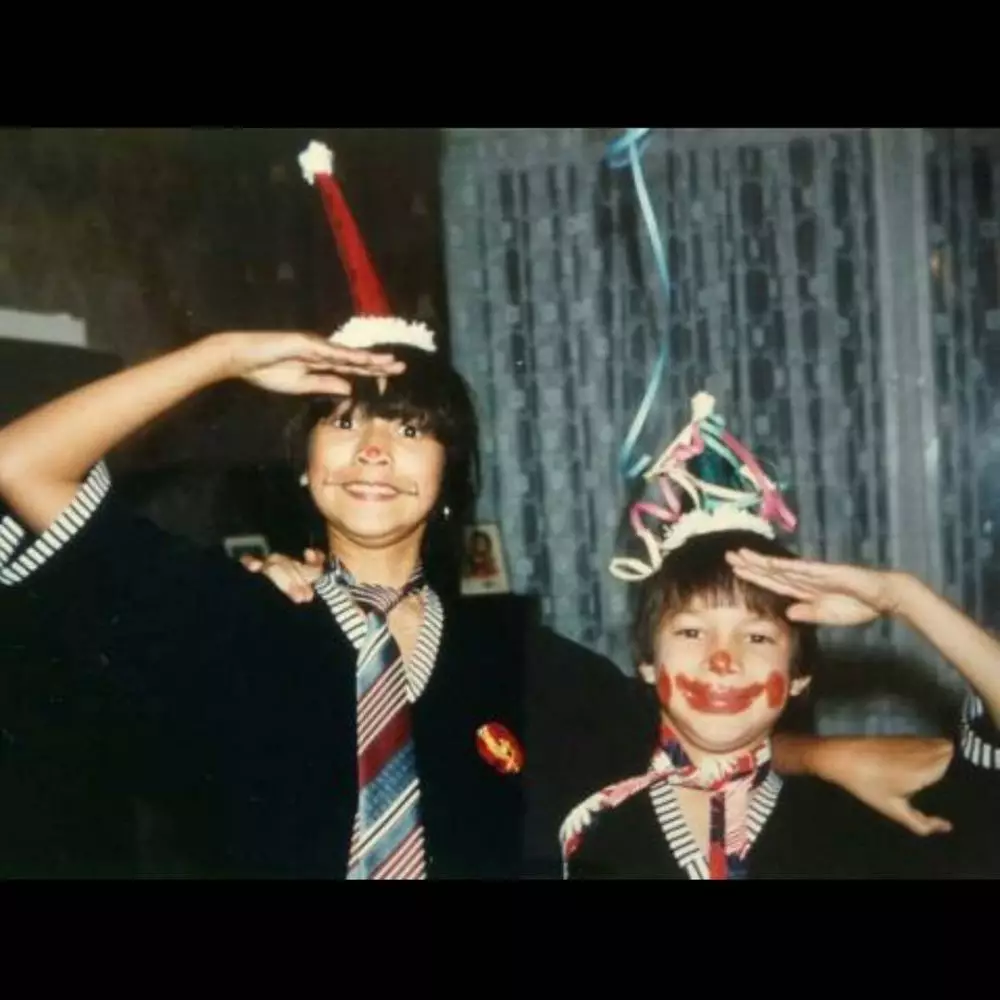 Potret masa muda Ari Wibowo © Instagram Potret masa muda Ari Wibowo © Instagram