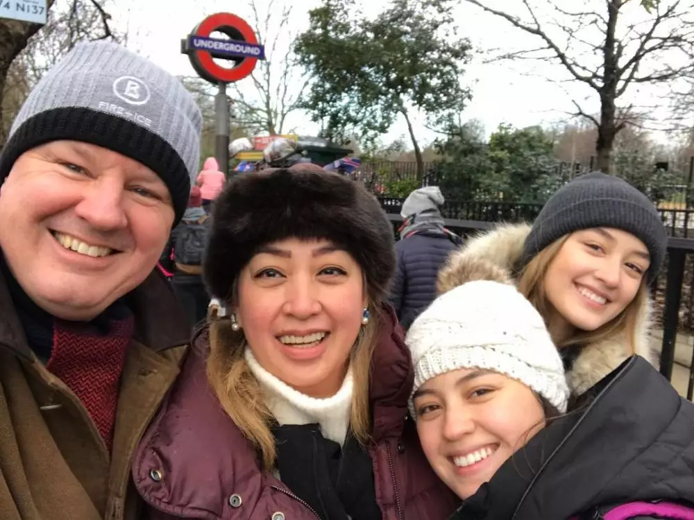 Kimberly Ryder dan ayah bulenya © Instagram