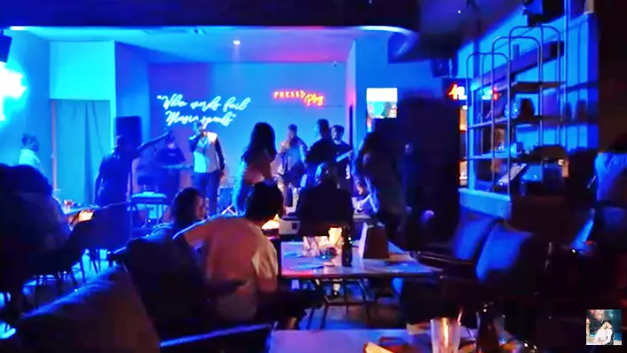 Jennifer Jill dan Muzdalifah party bareng YouTube Jennifer Jill dan Muzdalifah party bareng YouTube