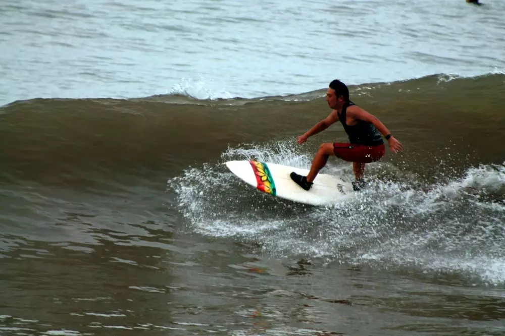 7 Fakta Pantai Cimaja © 2020 brilio.net