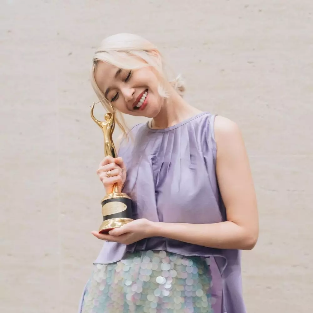 Fakta lagu baru Rinni Wulandari © 2020 brilio.net Fakta lagu baru Rinni Wulandari © 2020 brilio.net