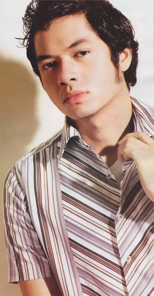 Potret Dude Harlino di awal karier © Istimewa