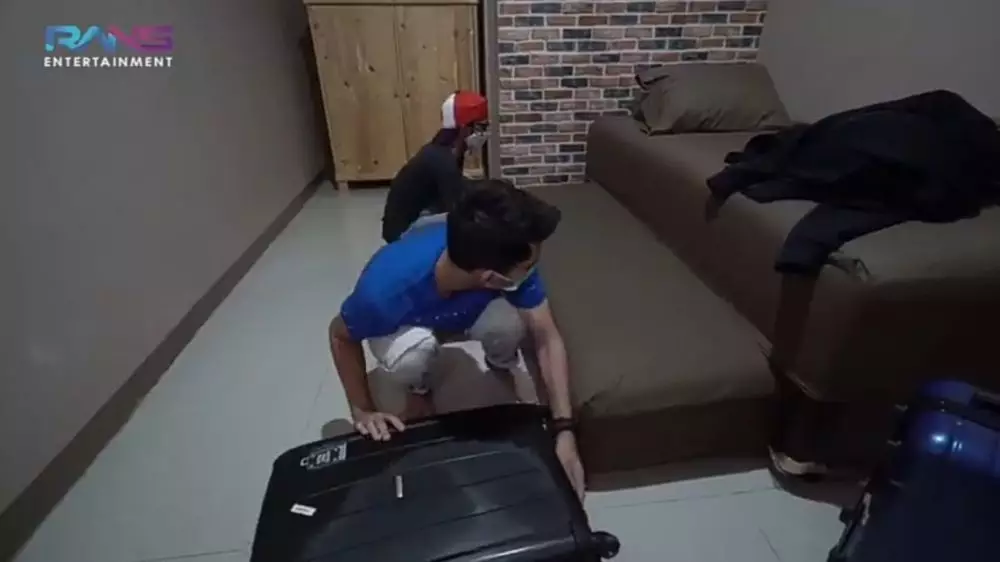 Potret kamar kost Dimas Ahmad © 2020 brilio.net YouTube