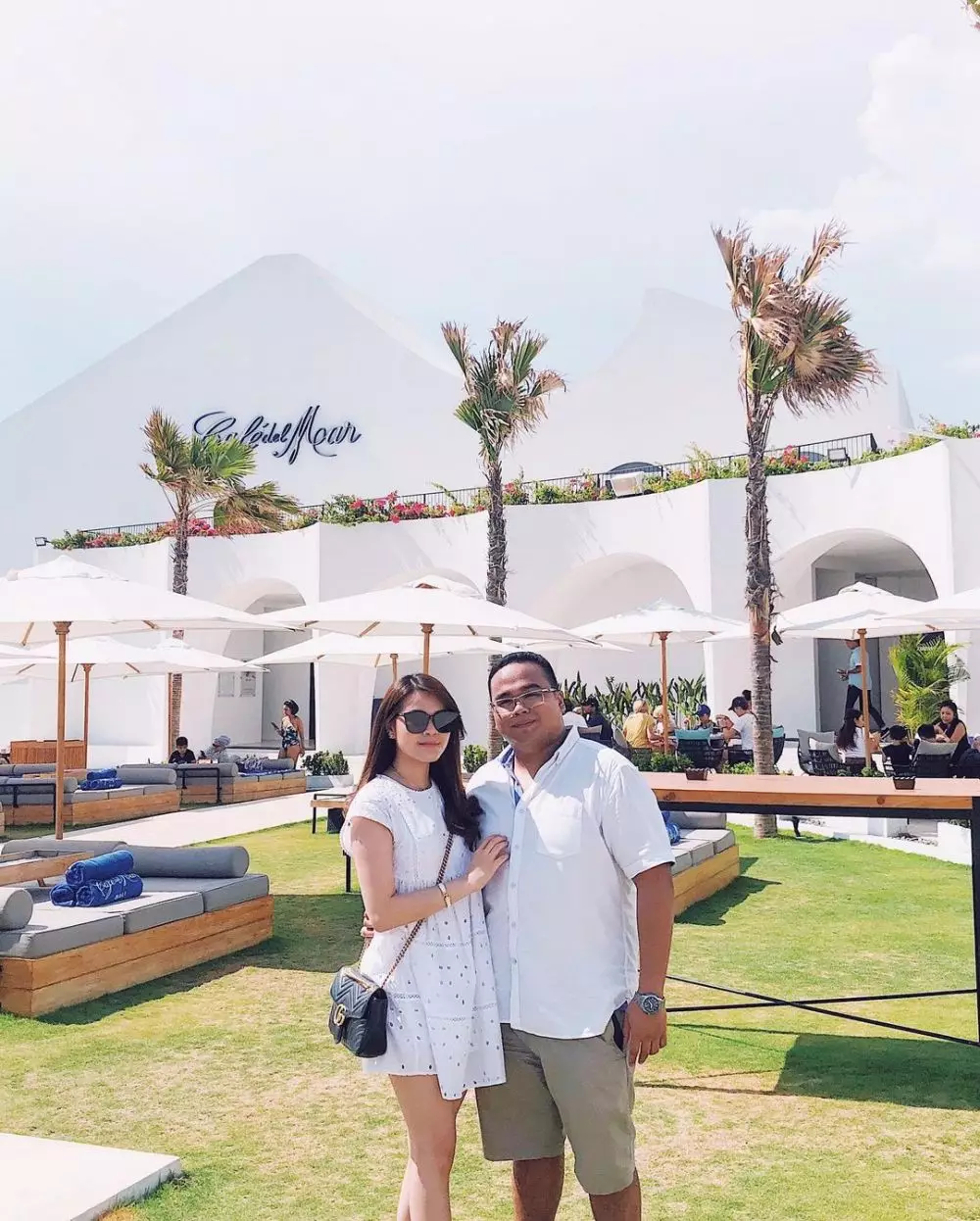 Potret mesra Fritz Hutapea dan pacar  © Instagram