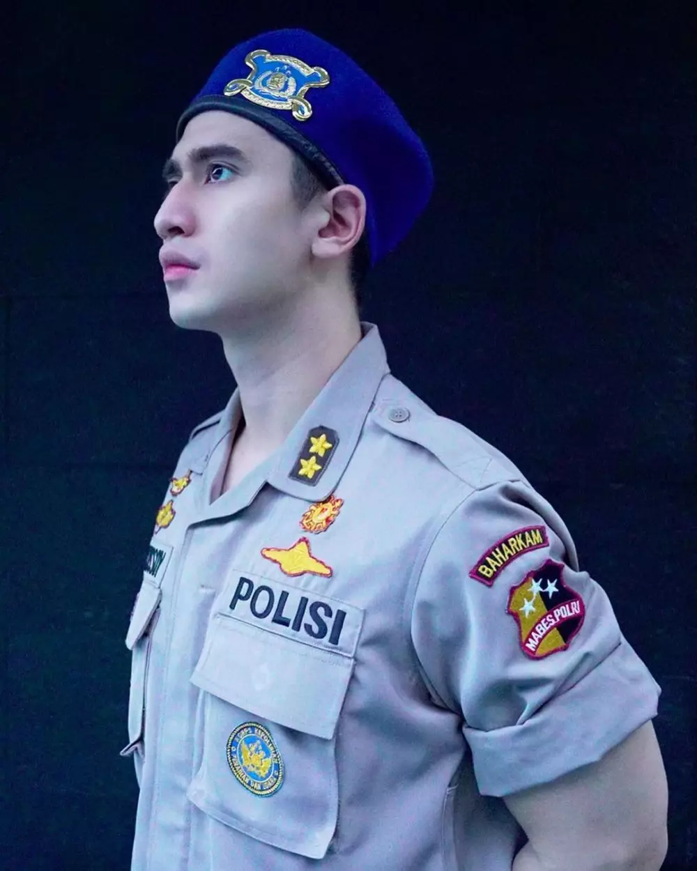 Verrel Bramasta berbagai kostum © 2020 Instagram