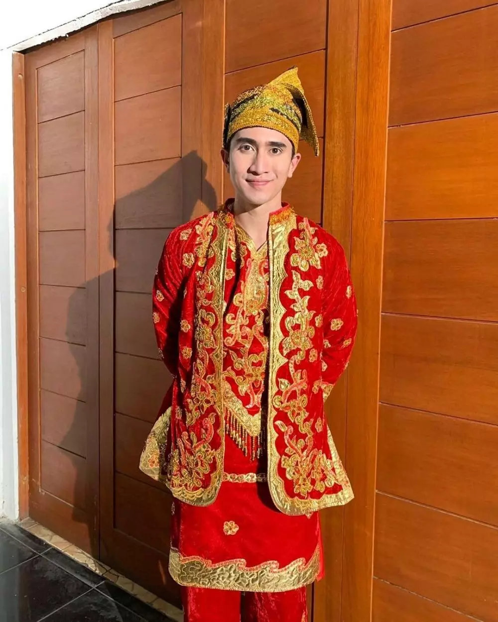 Verrel Bramasta berbagai kostum © 2020 Instagram